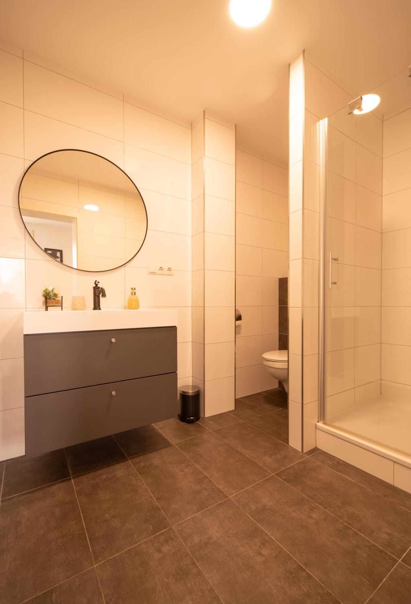 Ferienwohnung Mit Ladesaeule In Kassel Harleshausen Bagian luar foto