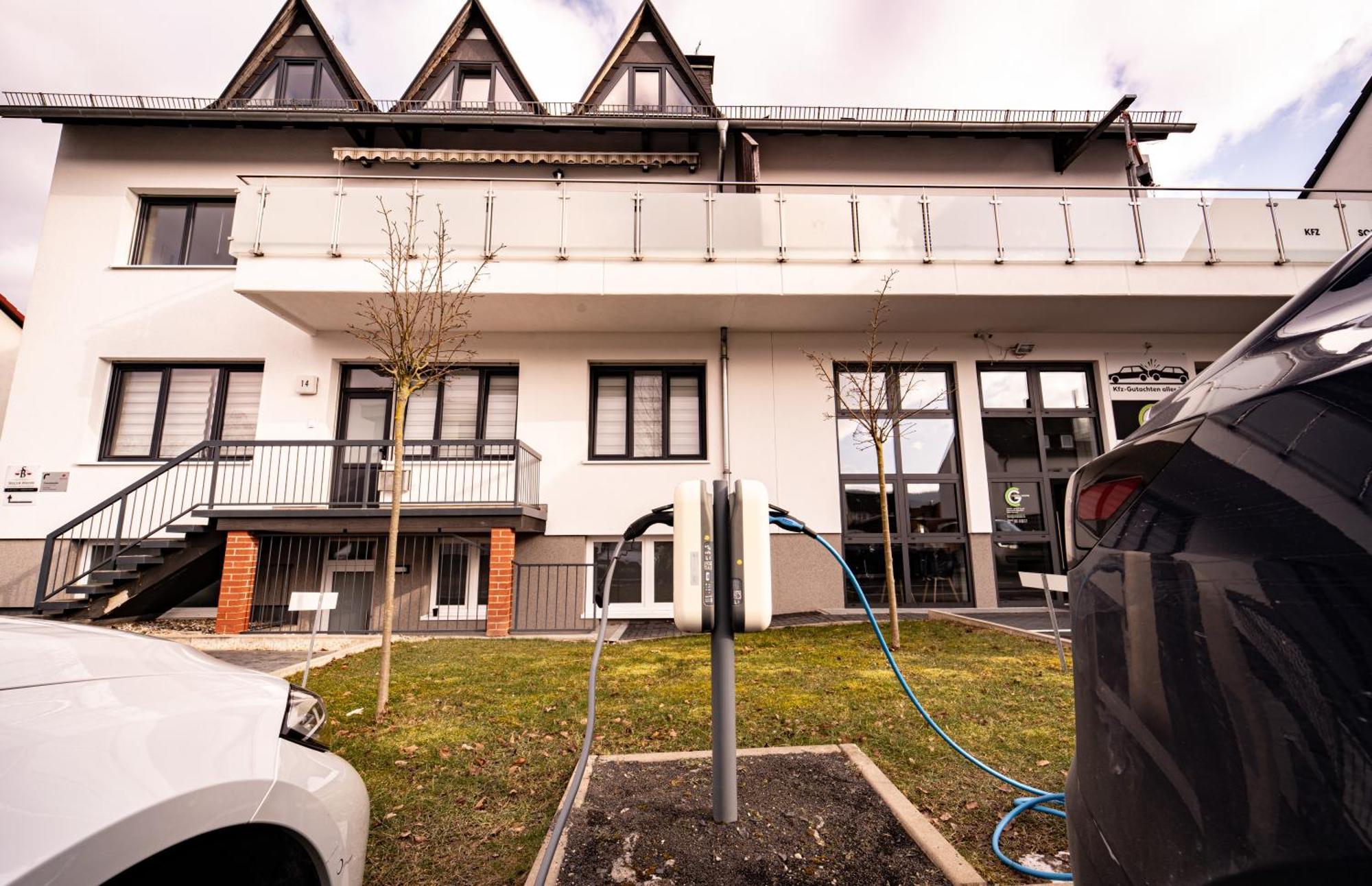 Ferienwohnung Mit Ladesaeule In Kassel Harleshausen Bagian luar foto